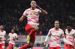 开云体育网址-包含勒沃库森客场爆冷，击败多特蒙德的词条