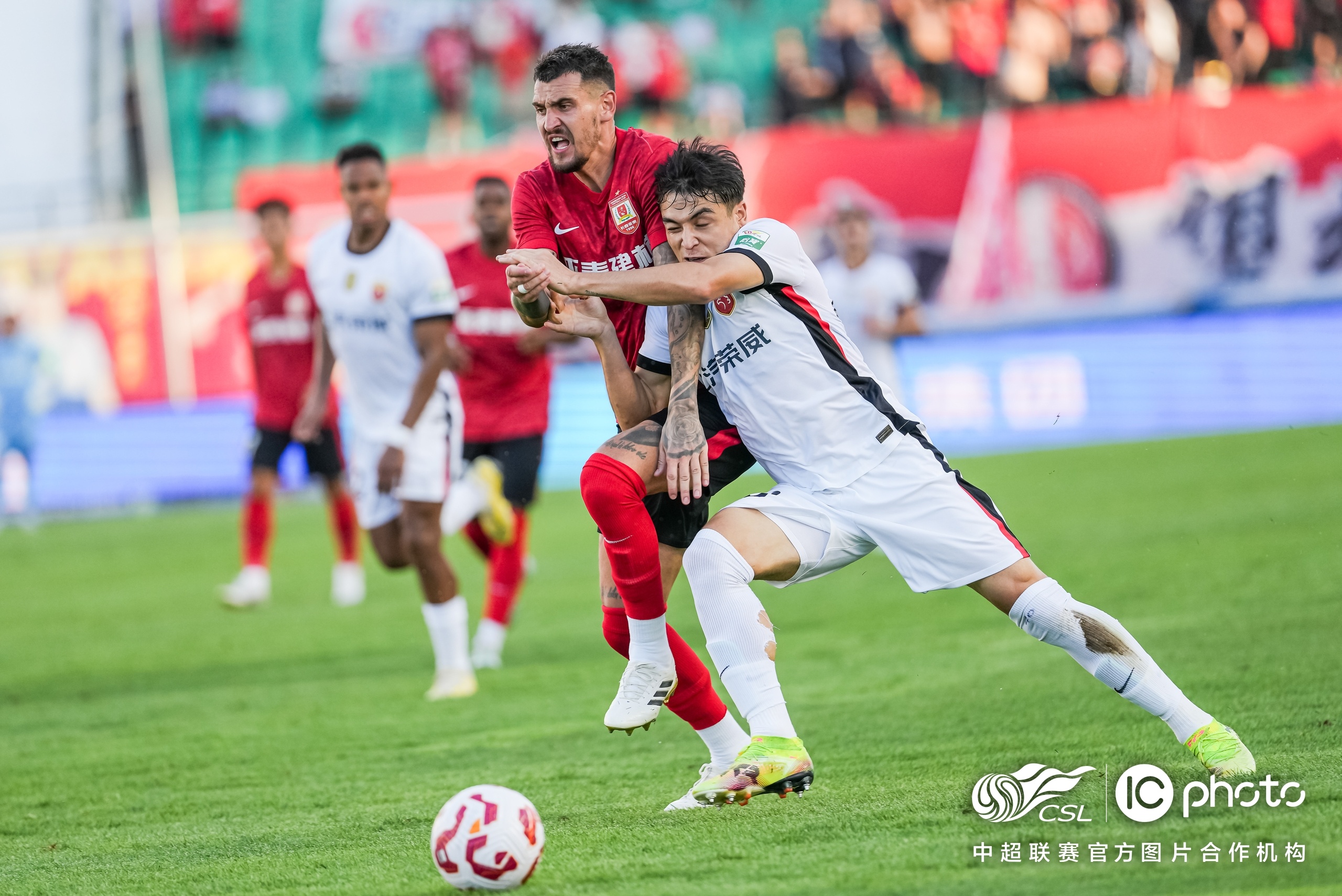 富力主场击败天海,实现近期中超主场连胜 富力主场击败天海,实现近期中超主场连胜